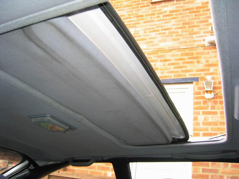 How to remove the sunroof on a Toyota Celica GT4 ST165